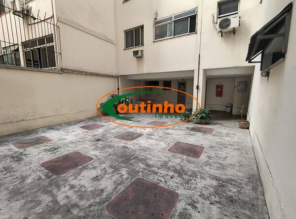 Apartamento à venda com 2 quartos, 102m² - Foto 46