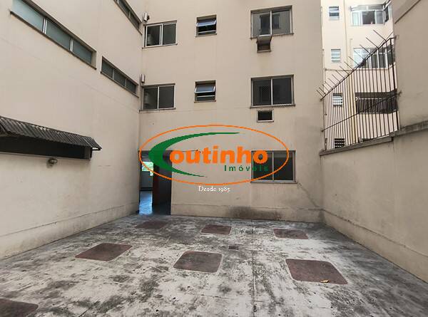 Apartamento à venda com 2 quartos, 102m² - Foto 48
