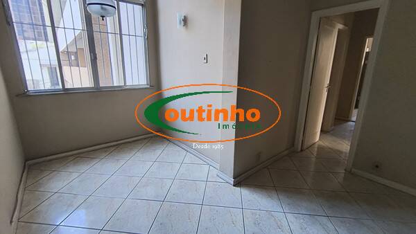 Apartamento à venda com 3 quartos, 96m² - Foto 3