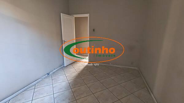Apartamento à venda com 3 quartos, 96m² - Foto 11