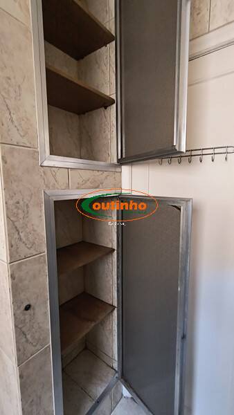 Apartamento à venda com 3 quartos, 96m² - Foto 18