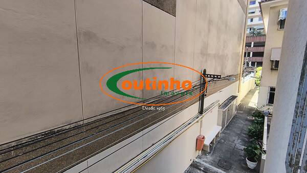 Apartamento à venda com 3 quartos, 96m² - Foto 13