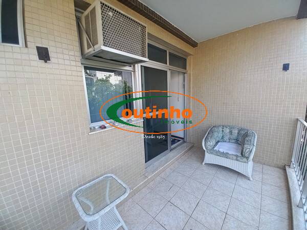 Apartamento, 3 quartos, 124 m² - Foto 2