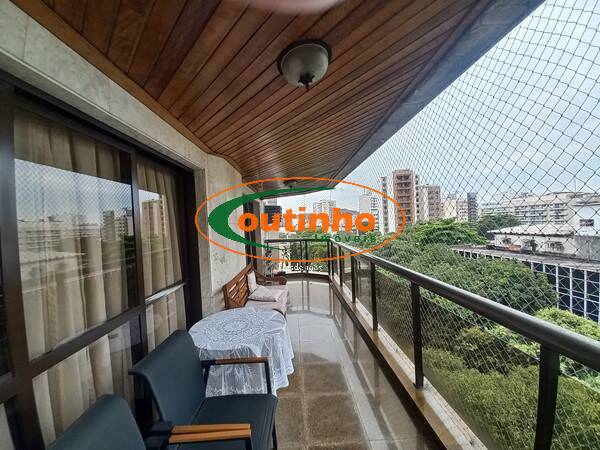 Cobertura, 4 quartos, 274 m² - Foto 2