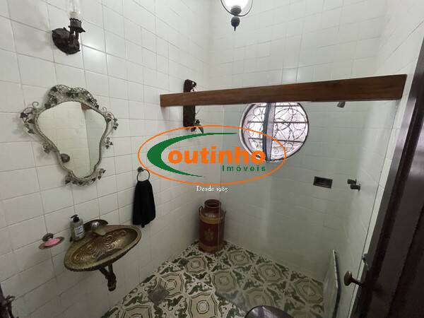 Casa, 5 quartos, 240 m² - Foto 23