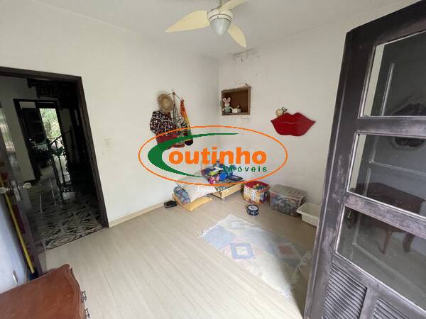 Casa, 5 quartos, 240 m² - Foto 38