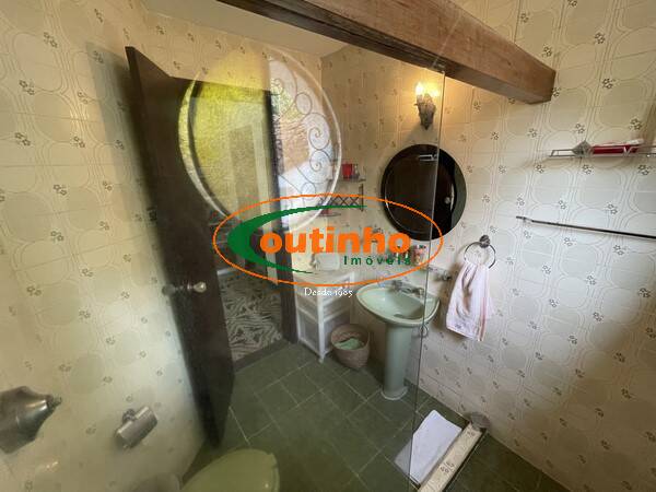 Casa, 5 quartos, 240 m² - Foto 41