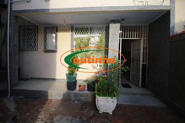 Casa, 3 quartos, 102 m² - Foto 1