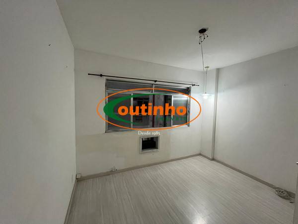 Apartamento, 1 quarto, 32 m² - Foto 4