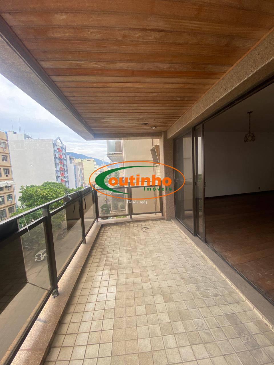 Apartamento, 3 quartos, 156 m² - Foto 2