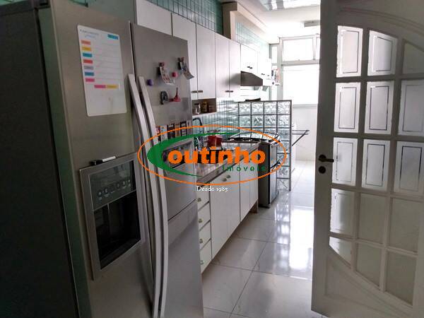 Cobertura, 3 quartos, 242 m² - Foto 30