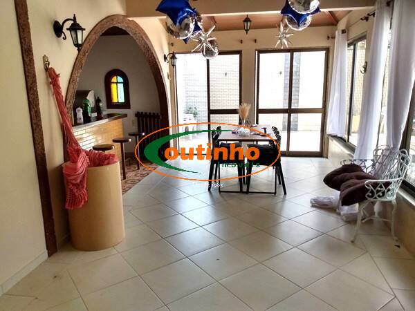 Cobertura, 3 quartos, 242 m² - Foto 39