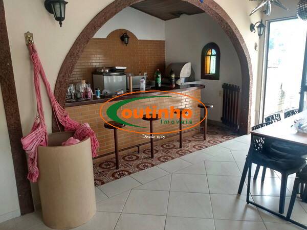 Cobertura, 3 quartos, 242 m² - Foto 42