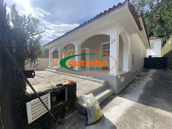 Casa, 5 quartos, 264 m² - Foto 1