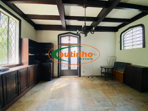 Casa, 4 quartos, 282 m² - Foto 35