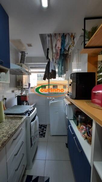 Apartamento à venda com 2 quartos, 65m² - Foto 7