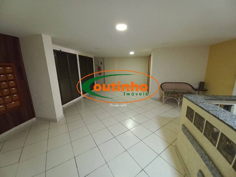 Apartamento à venda com 2 quartos, 107m² - Foto 17