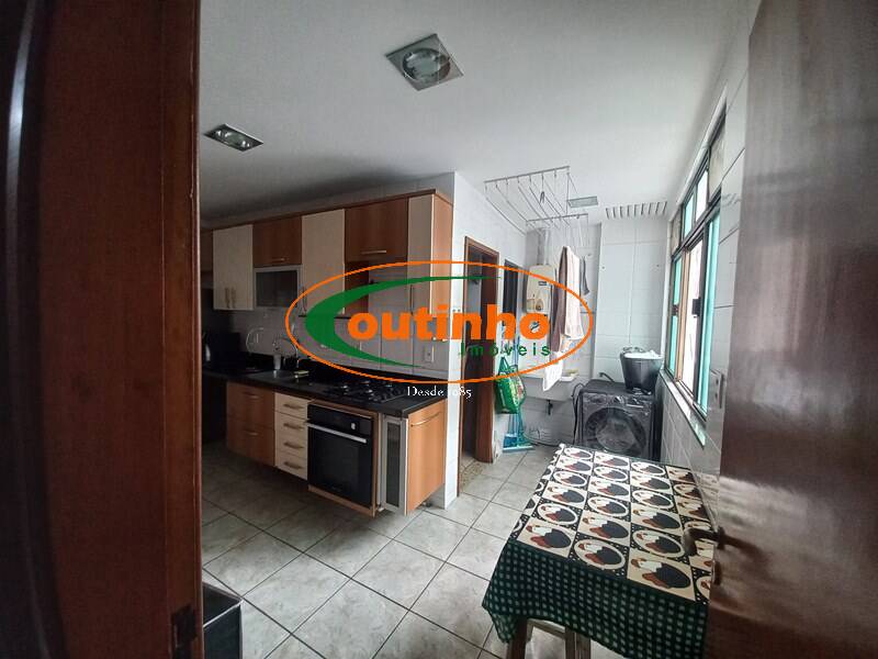 Apartamento à venda com 2 quartos, 107m² - Foto 12