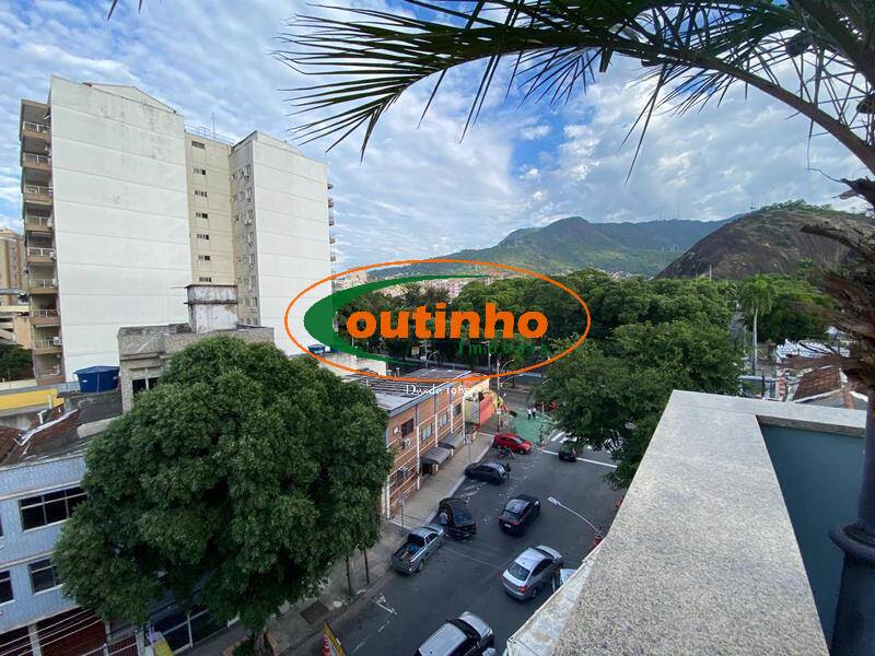 Cobertura à venda com 3 quartos, 200m² - Foto 6