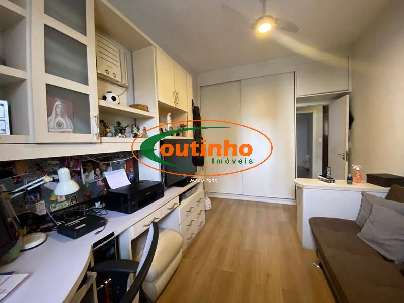 Cobertura à venda com 3 quartos, 200m² - Foto 16