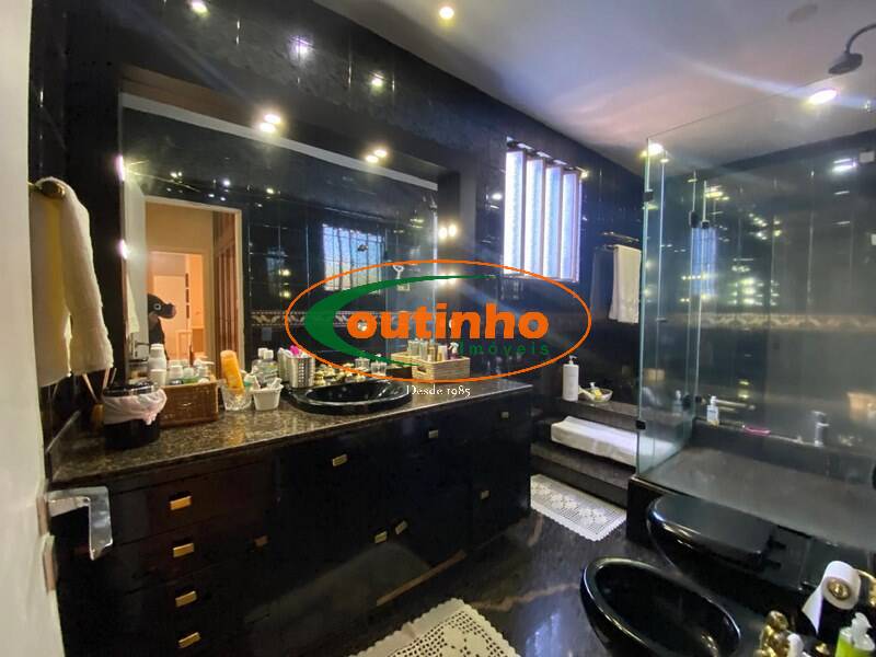 Cobertura à venda com 3 quartos, 200m² - Foto 18