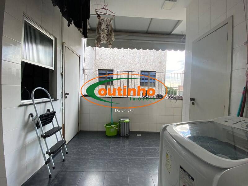 Cobertura à venda com 3 quartos, 200m² - Foto 29