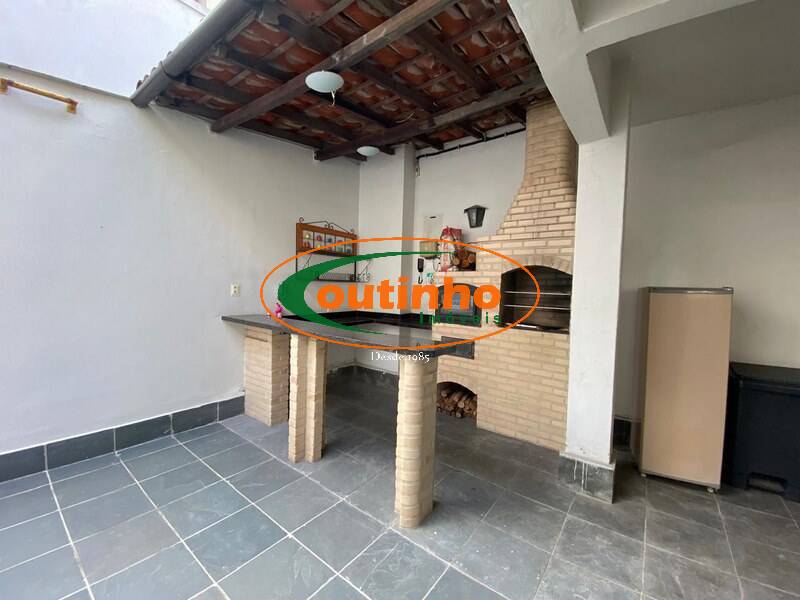 Cobertura à venda com 3 quartos, 200m² - Foto 32