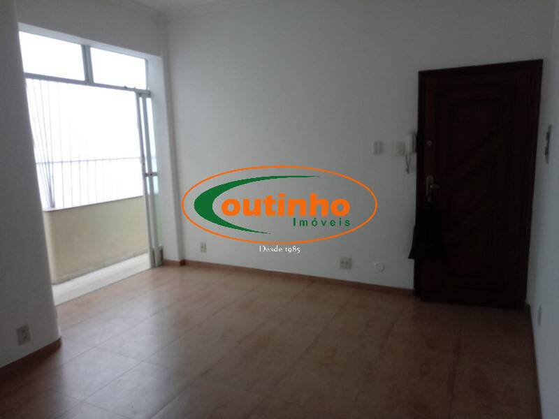 Apartamento à venda com 2 quartos, 78m² - Foto 1