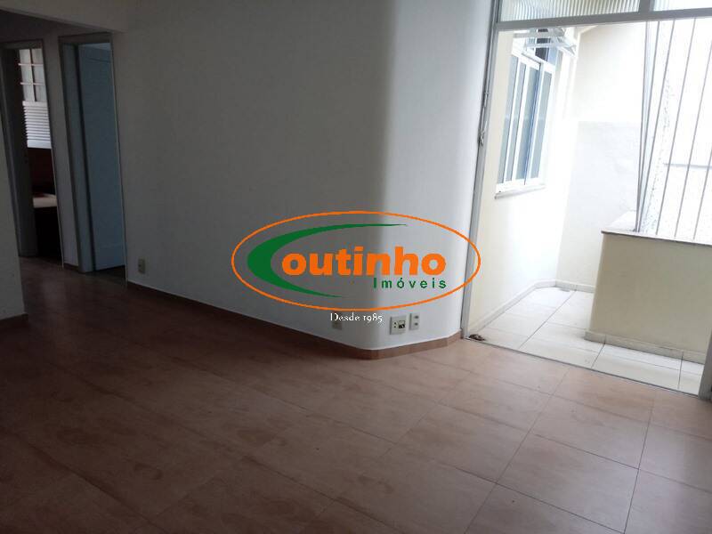 Apartamento à venda com 2 quartos, 78m² - Foto 10