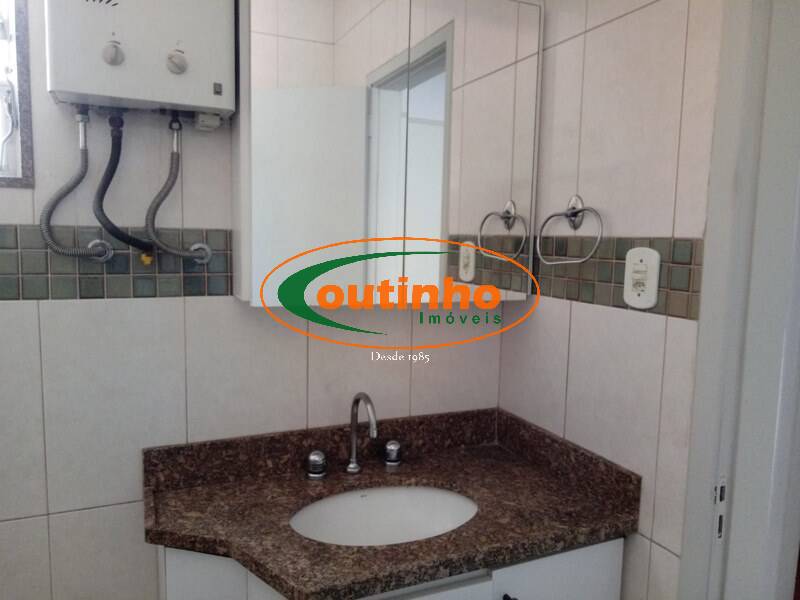 Apartamento à venda com 2 quartos, 78m² - Foto 13