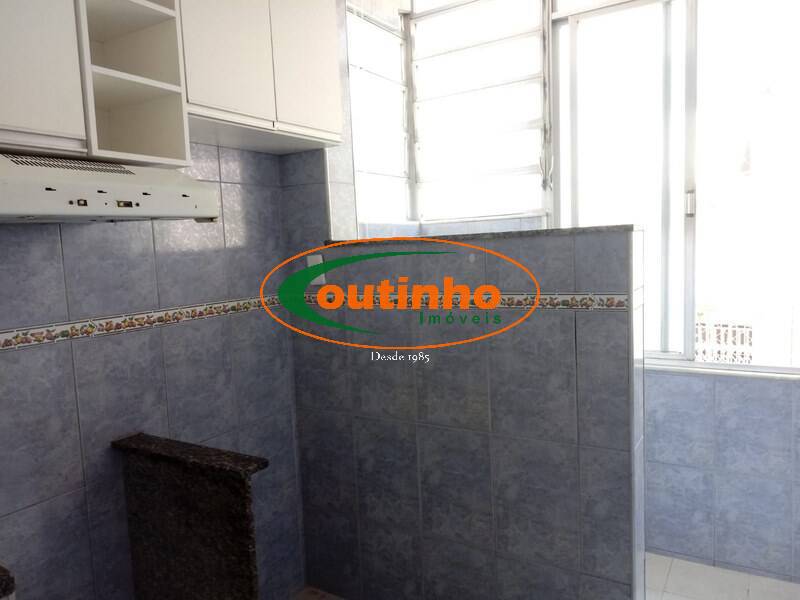 Apartamento à venda com 2 quartos, 78m² - Foto 28