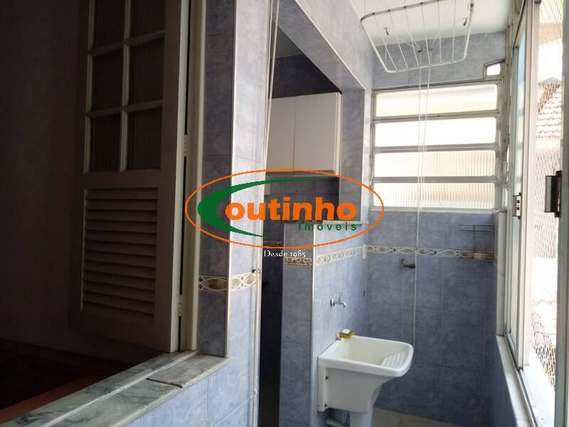 Apartamento à venda com 2 quartos, 78m² - Foto 31