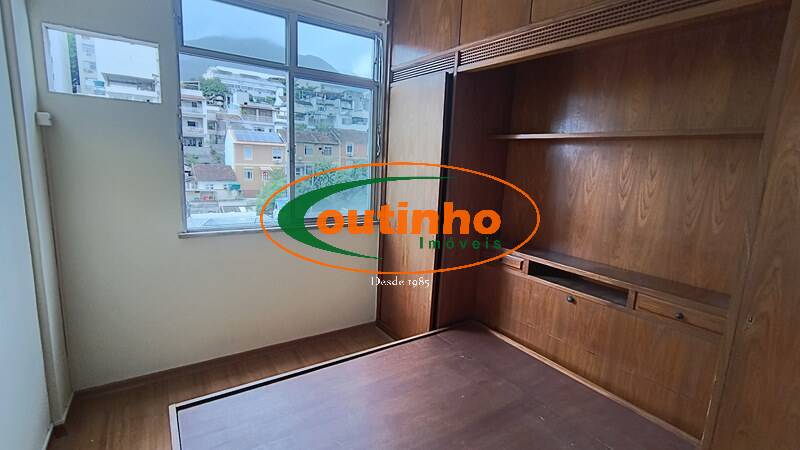 Apartamento à venda com 2 quartos, 60m² - Foto 7