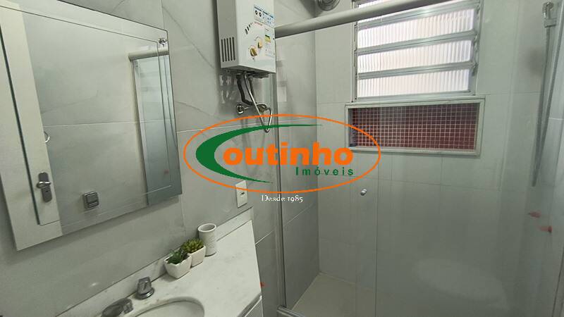 Apartamento à venda com 2 quartos, 60m² - Foto 12
