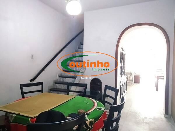 Casa à venda com 5 quartos, 254m² - Foto 25
