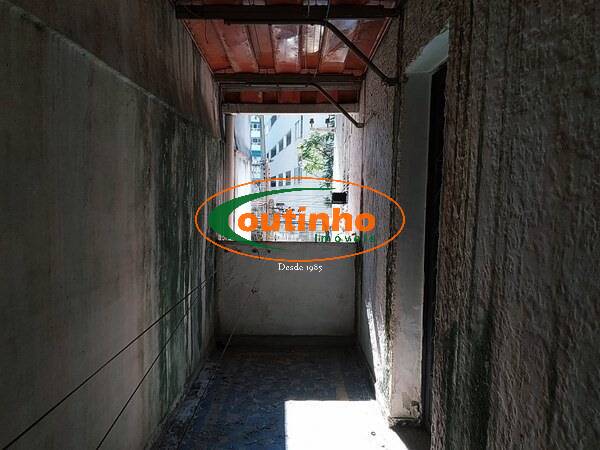 Casa à venda com 5 quartos, 254m² - Foto 44
