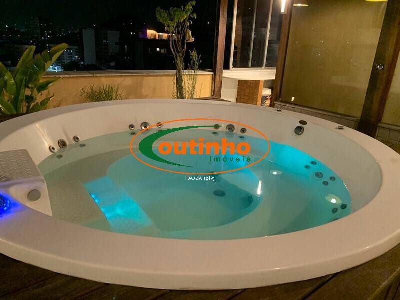 Cobertura à venda com 3 quartos, 298m² - Foto 2