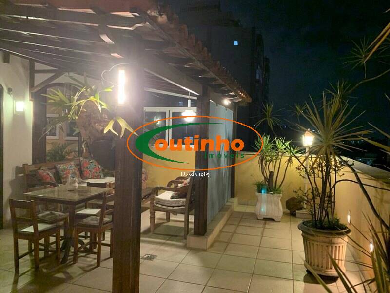 Cobertura à venda com 3 quartos, 298m² - Foto 3