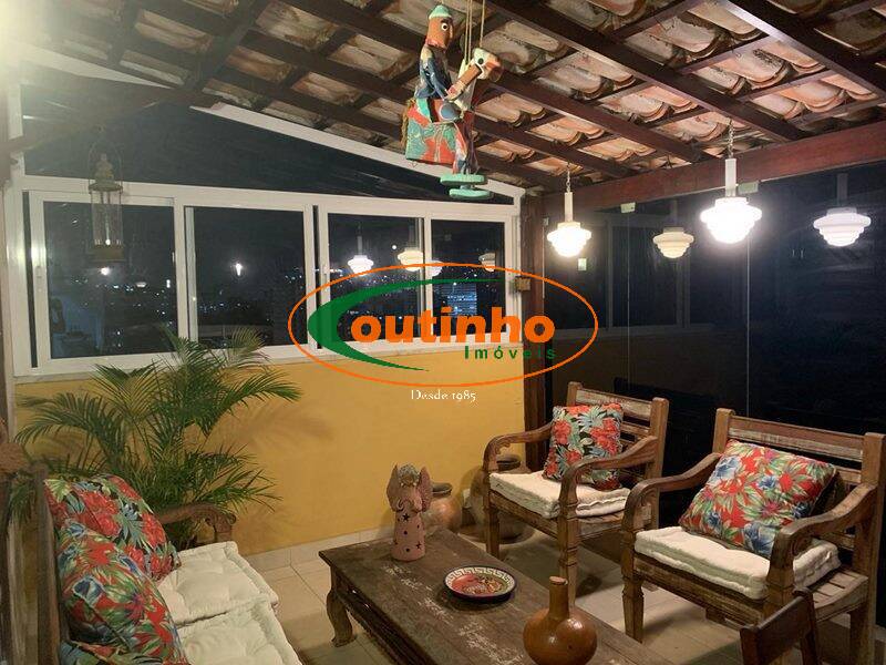 Cobertura à venda com 3 quartos, 298m² - Foto 4