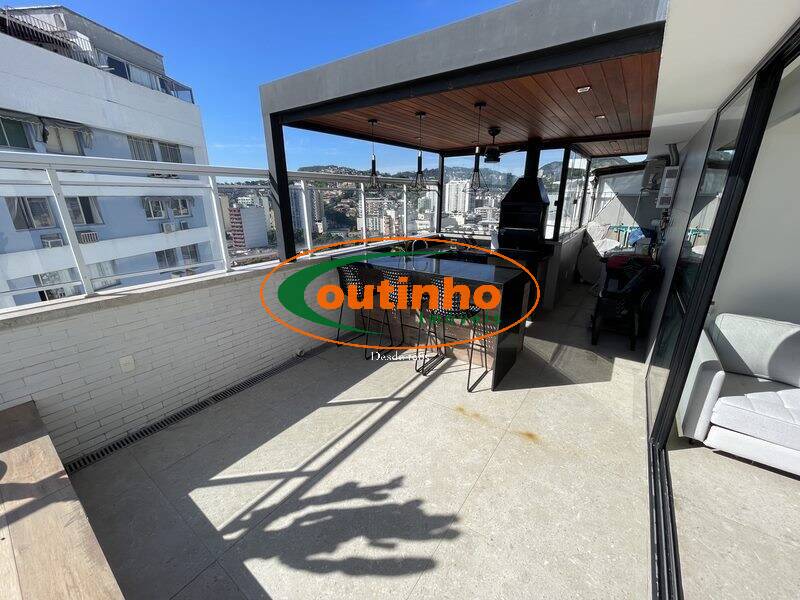 Cobertura à venda com 2 quartos, 110m² - Foto 2