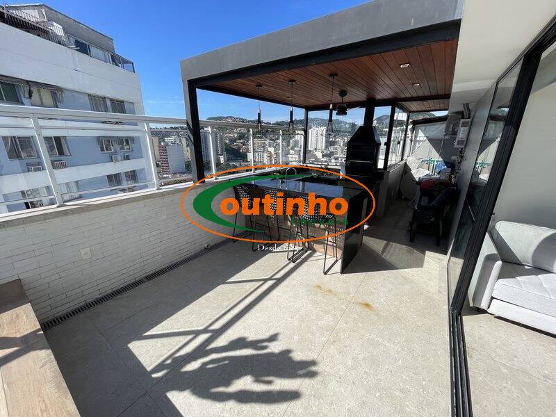 Cobertura à venda com 2 quartos, 110m² - Foto 1