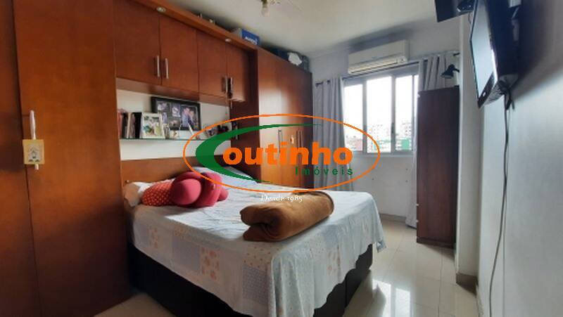Apartamento à venda com 2 quartos, 78m² - Foto 11