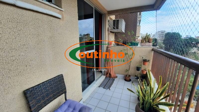 Apartamento à venda com 2 quartos, 78m² - Foto 3
