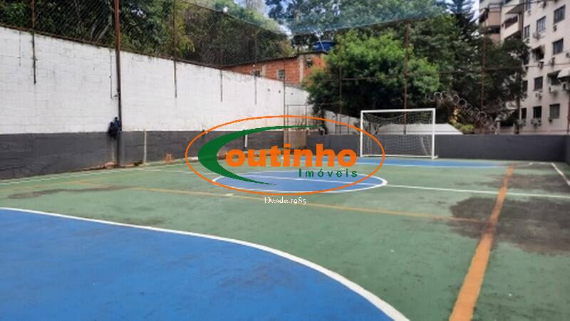 Apartamento à venda com 2 quartos, 78m² - Foto 25