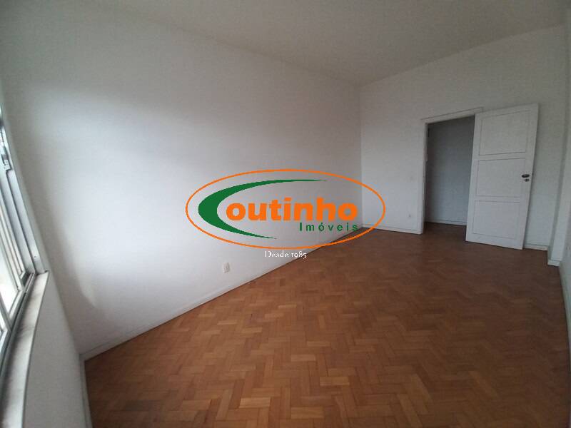 Apartamento à venda com 3 quartos, 126m² - Foto 10