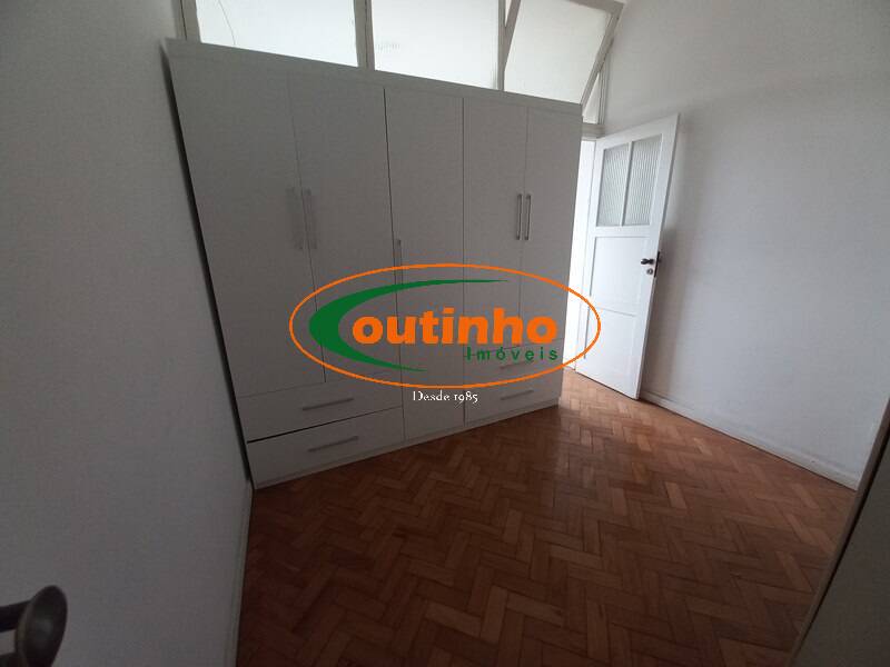 Apartamento à venda com 3 quartos, 126m² - Foto 7