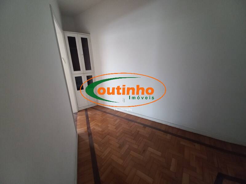 Apartamento à venda com 3 quartos, 126m² - Foto 32