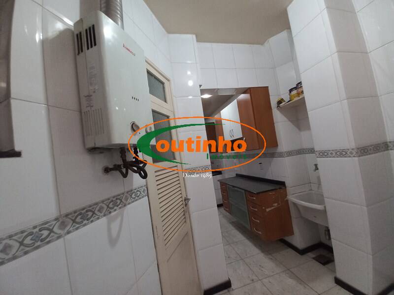 Apartamento à venda com 3 quartos, 126m² - Foto 27