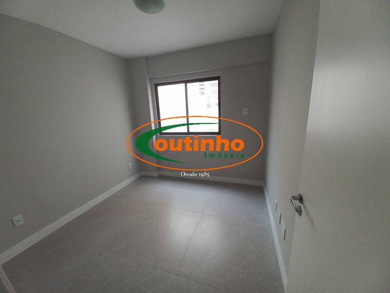 Apartamento à venda com 3 quartos, 74m² - Foto 8