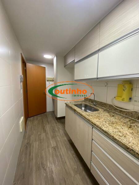 Apartamento à venda com 3 quartos, 91m² - Foto 22